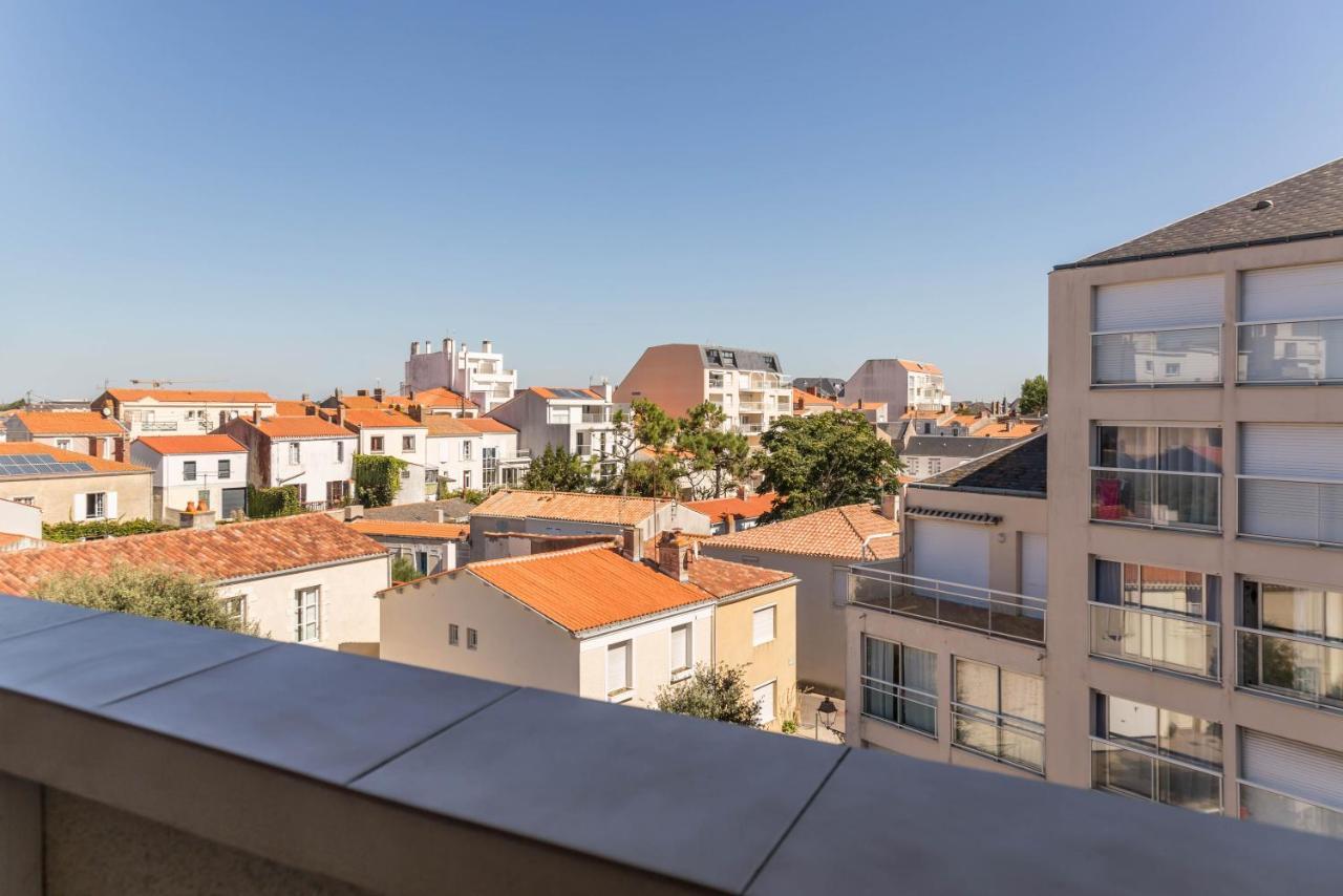 Residence Pierre & Vacances La Baie Des Sables เลส์ซาบล์-โดล็อนน์ ภายนอก รูปภาพ