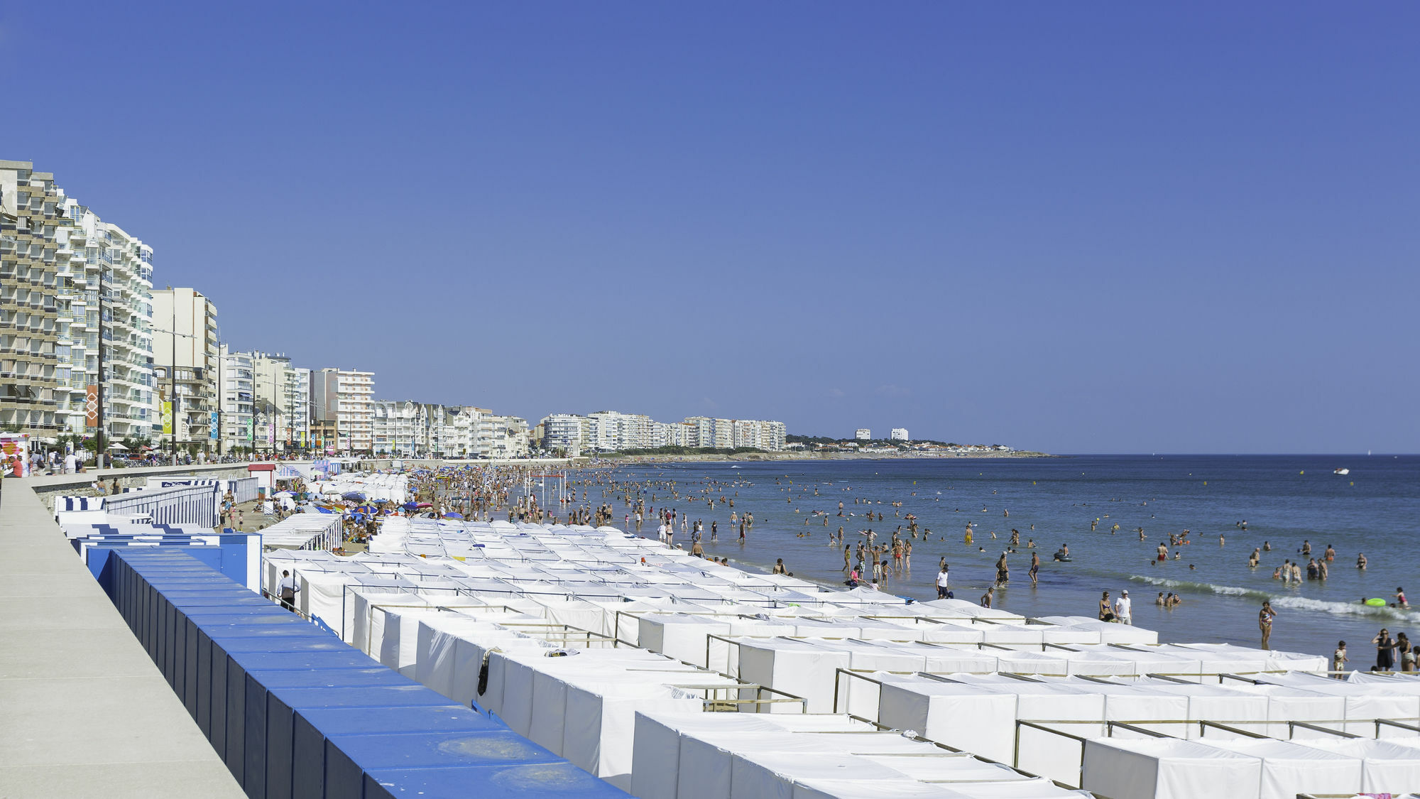 Residence Pierre & Vacances La Baie Des Sables เลส์ซาบล์-โดล็อนน์ ภายนอก รูปภาพ